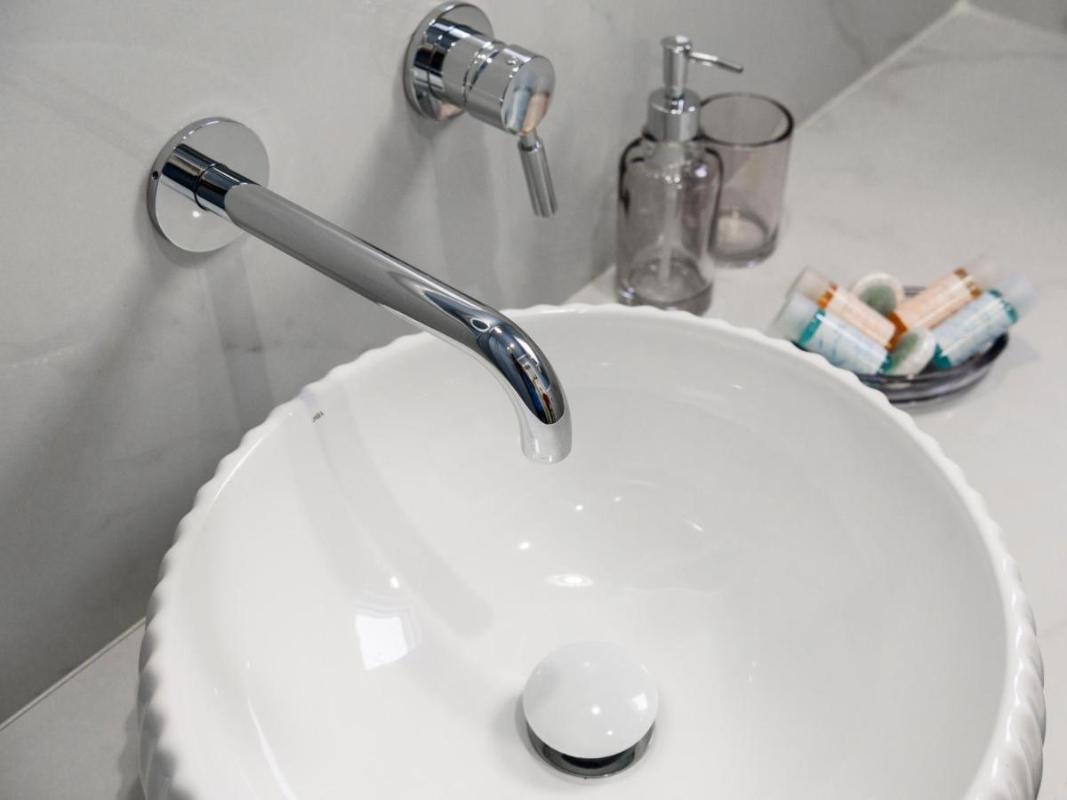 نيا موذانيا Nafsika Suites (Adults Only) المظهر الخارجي الصورة