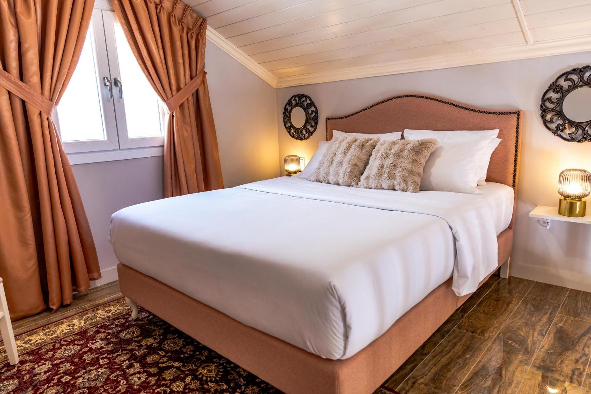نيا موذانيا Nafsika Suites (Adults Only) المظهر الخارجي الصورة