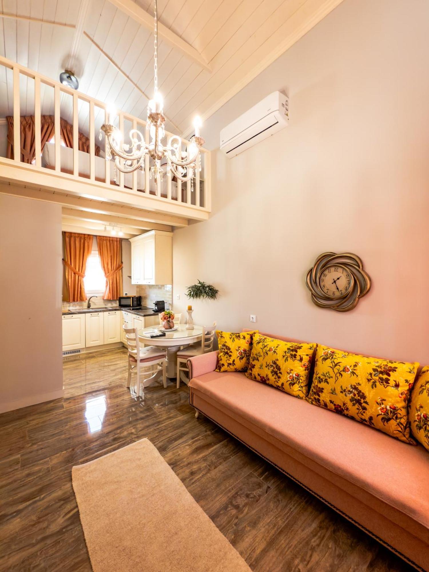 نيا موذانيا Nafsika Suites (Adults Only) المظهر الخارجي الصورة